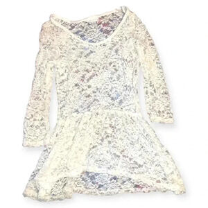 Decree lace peplum blouse